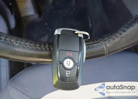 2017 Ford Edge Sel z USA, uszkodzony, nr VIN 2FMPK4J99HBC39775